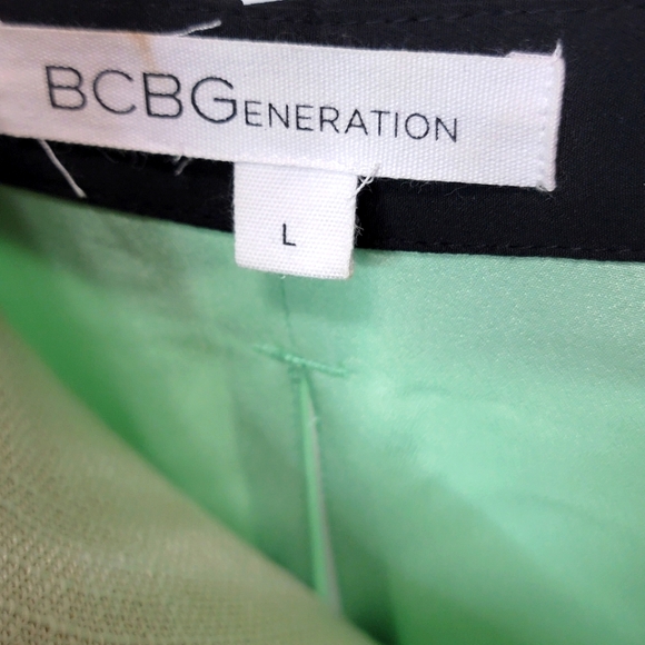 BCBGeneration Mint Green Dress with Black Collar Size Large #370 - Picture 3 of 8